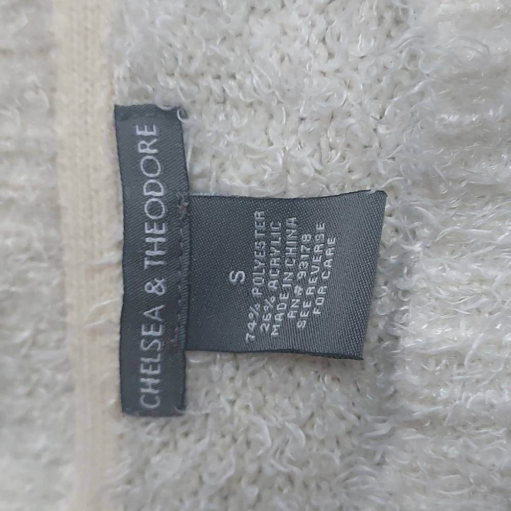 Sweater - Picture 2 of 2